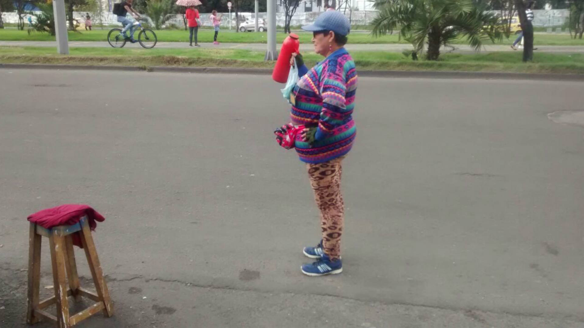 Un día con una vendedora de tintos