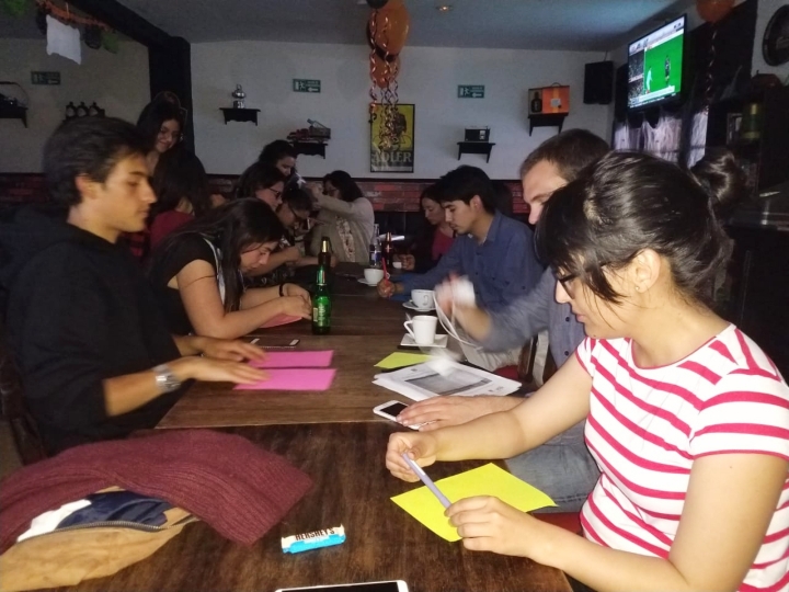 Asistentes al taller "Universidades seguras" durante las actividades de socialización sobre el acoso sexual