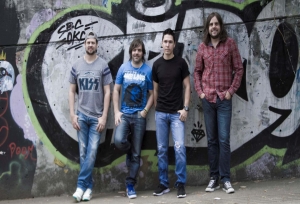 Banda de rock Tr3s de Corazón|||