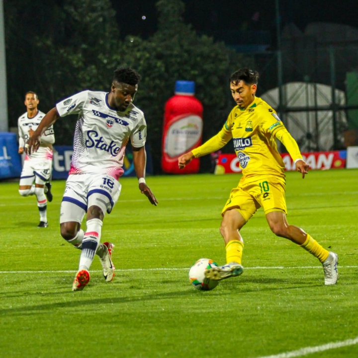 Fabián Sanbueza, capitán y líder del Bucaramanga que aún sueña con la final de diciembre