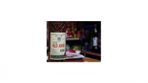 El "Whisky Old John" fue prohibido y sustituido por el "Licor de Whisky Old John".|||