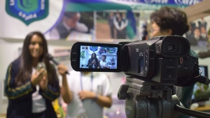 Los más jóvenes se animaron a demostrar su talento científico en Expociencia 2017|Sara Prada Rubio, ganadora del concurso juvenil de la feria|La Universidad Antonio Nariño estuvo en la feria dando a conocer su proyecto en Nanotecnología|"Iron Man" estuvo en la feria acercando a los jóvenes en la Ciencia|La Universidad Javeriana estuvo presentando sus programas en Ciencias Naturales|En los colegios también se está trabajando en robótica|Maloka hizo parte de Expociencia con la cama hecha de puntillas|También hubo espacio para que el Museo del Oro recordará los primeros pasos de la humanidad en la ciencia|Los niños pudieron conocer más de los avances de la informática con diversos juegos de realidad virtual|Los niños más grandes presentaban sus trabajos para que los más pequeño también se contagien de su amor por la ciencia|||