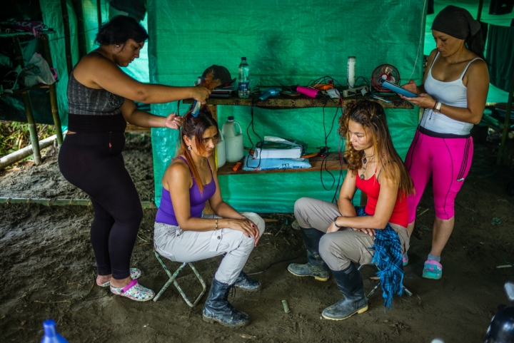 'No esperaba que Verde tuviera el impacto que está teniendo por ser un libro crítico con las FARC, con el gobierno y con la sociedad', Federico Ríos sobre Verde, la obra gráfica que documenta a las FARC