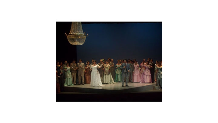 El maestro Daniel Lipton, director musical de "La Traviata" de Giuseppe Verdi