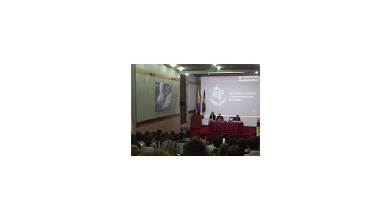 Foro sobre el equilibrio de poderes