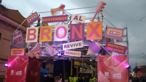 Fachada de la puerta a la calle conocida como 'La Milla', donde se celebró el Festival Centro. Crédito: Sebastián López|||