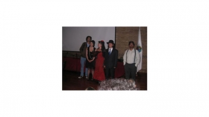 El grupo Contestarte en en la tarima al final del evento.|||