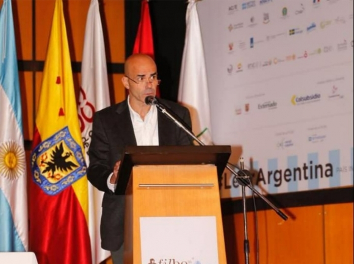 "Argentina se preparó para salir a la cancha en Colombia": Eduardo Sacheri en la apertura de la Filbo 2018