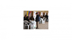 Los 489 puestos están listos para recibir a los votantes en Bogotá|||