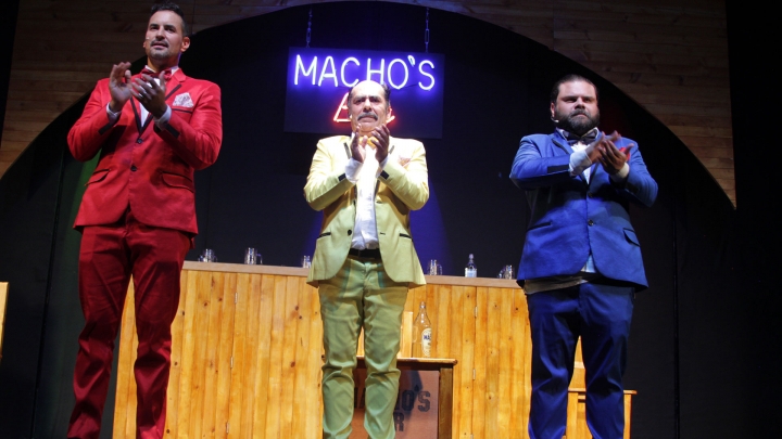 Protagonistas de la obra "Machos", teatro Santafé.
