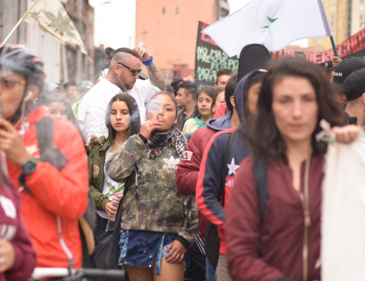 "Abramos el debate sin estigmatización y sin miedo a la dosis mínima"